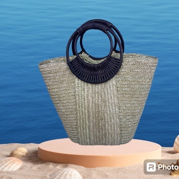 Natural woven light Straw Summer Beach Tote Bag - Picture 1 of 9